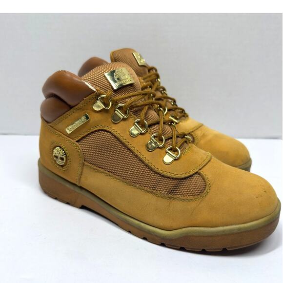 Timberland Boots Wheat Gold Emblem Hiking Outdoors Casual Preppy Womens Size 6.5 - Picture 3 of 11